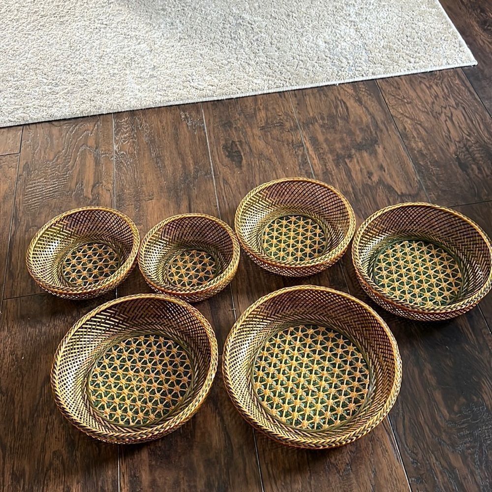 Vtg‎ Cross hatch Wicker/Rattan 6 pc Set Nesting Baskets beautiful EUC tan green